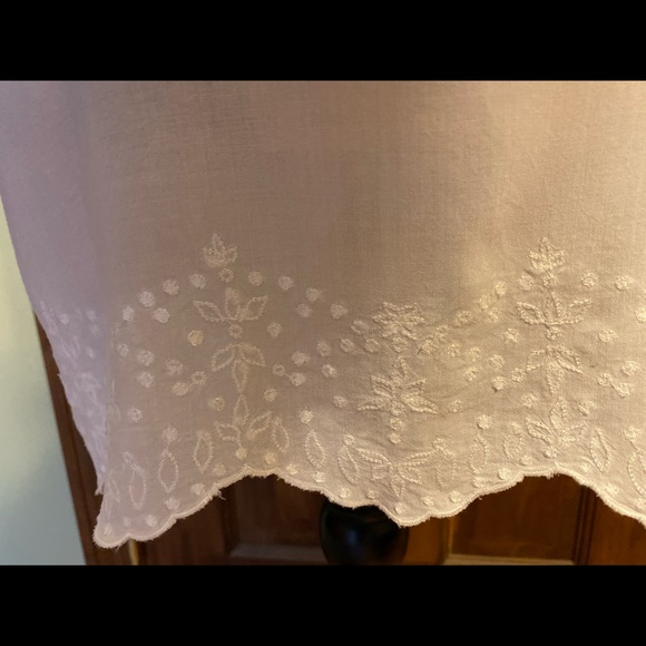 Torrid shear white hi-low shirt top split back 2 - Picture 3 of 7